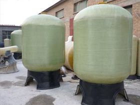 玻璃鋼儲罐 性能、應(yīng)用與維護